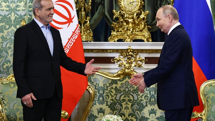 Iranian President Masoud Pezeshkian visits Russia