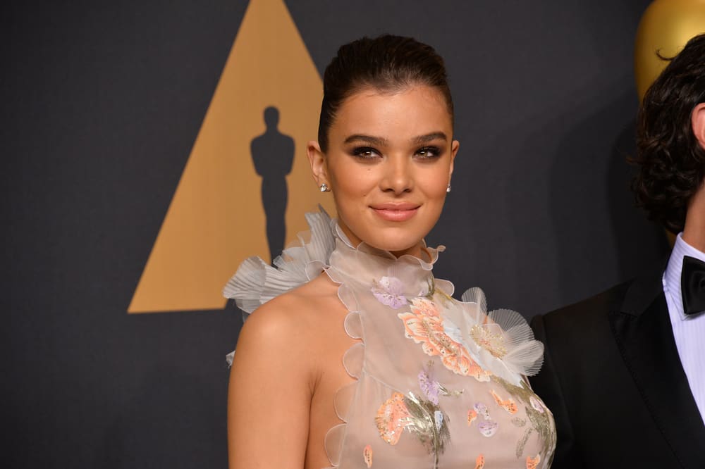 Hailee Steinfeld in the photo room at the 89th Annual Academy Awards at Dolby Theatre, Los Angeles