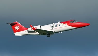 Jet Rescue air ambulance XA-UCI LJ55 YVR. Photo by King Hui via Commons Wikimedia