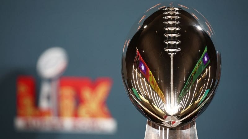 Kansas City Chiefs Face Philadelphia Eagles in Super Bowl LIX