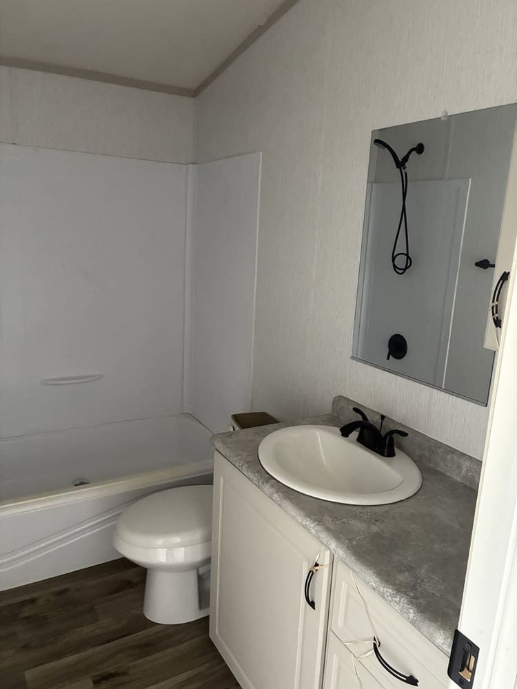 Bell Mobile Homes #15234 available near Levelland and Lubbock TX