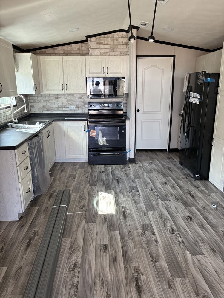 Bell Mobile Homes 14x44 tiny home #5909, photo 3