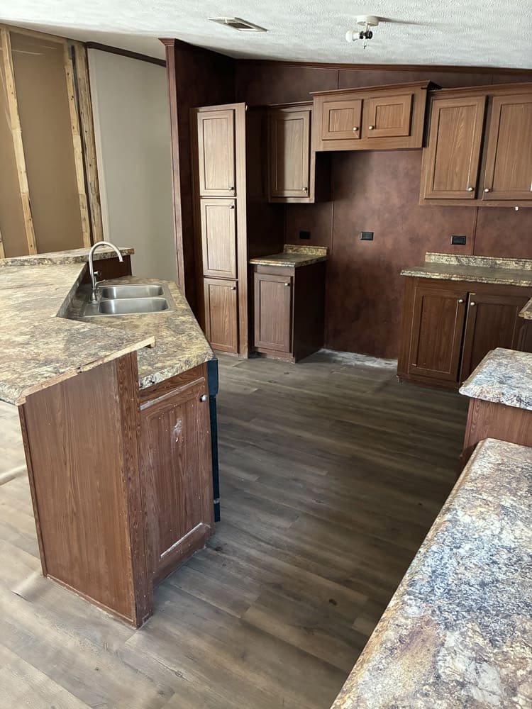 Photo 4 of used Repo 32x56 #8349 for sale near Levelland, TX