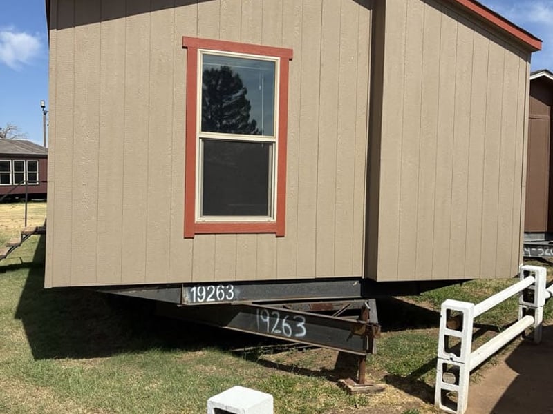 Heritage 16x64 3 Bedroom #19263 for sale at Bell Mobile Homes in Levelland TX