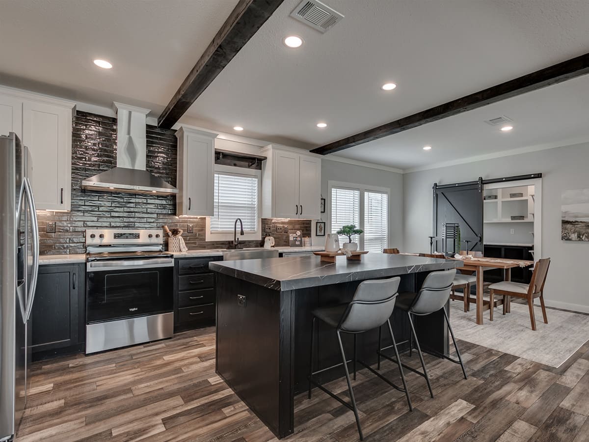 Palm Harbor Order Factory direct manufactured home available through New Start Homes in Bonham, Texas