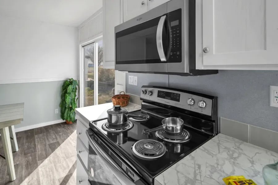 Cavco Value Maxx Premier 32643E