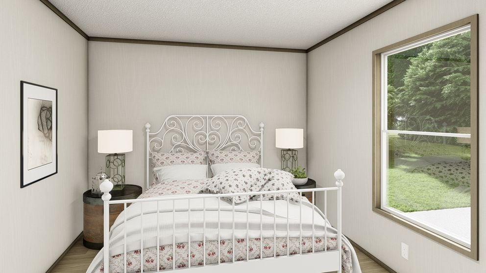 Comfortable secondary bedroom in the Clayton Epic Snowcap