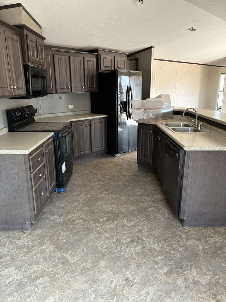 Photo 3 of used 16x80 #13488 for sale near Levelland, TX