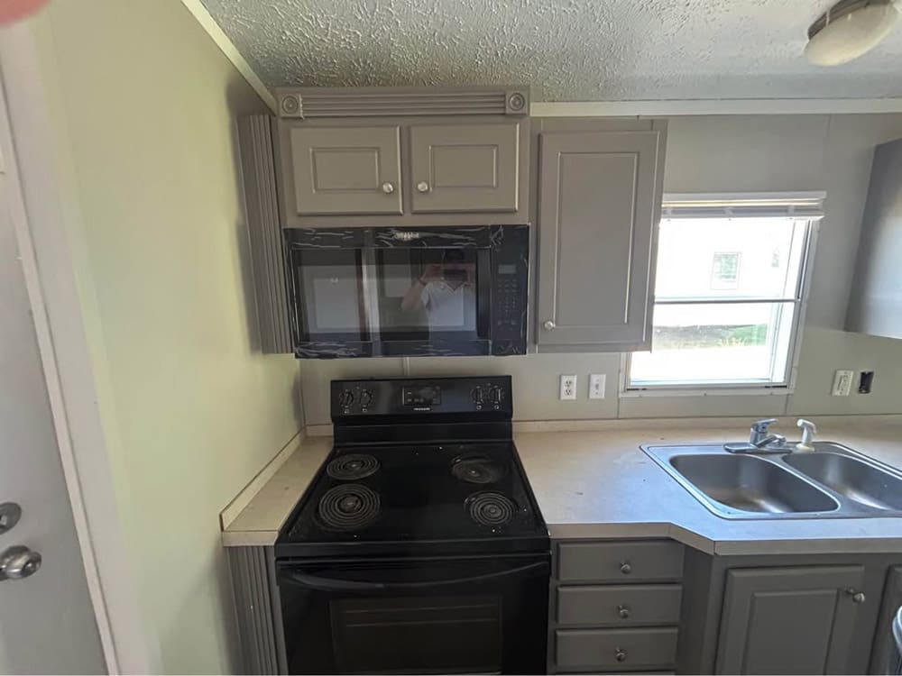 Used Clayton 28x50 - 3 Bedroom #22