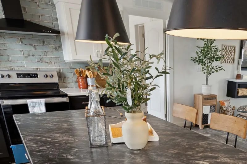Interior finishes in the Winter Series 3276H manufactured home