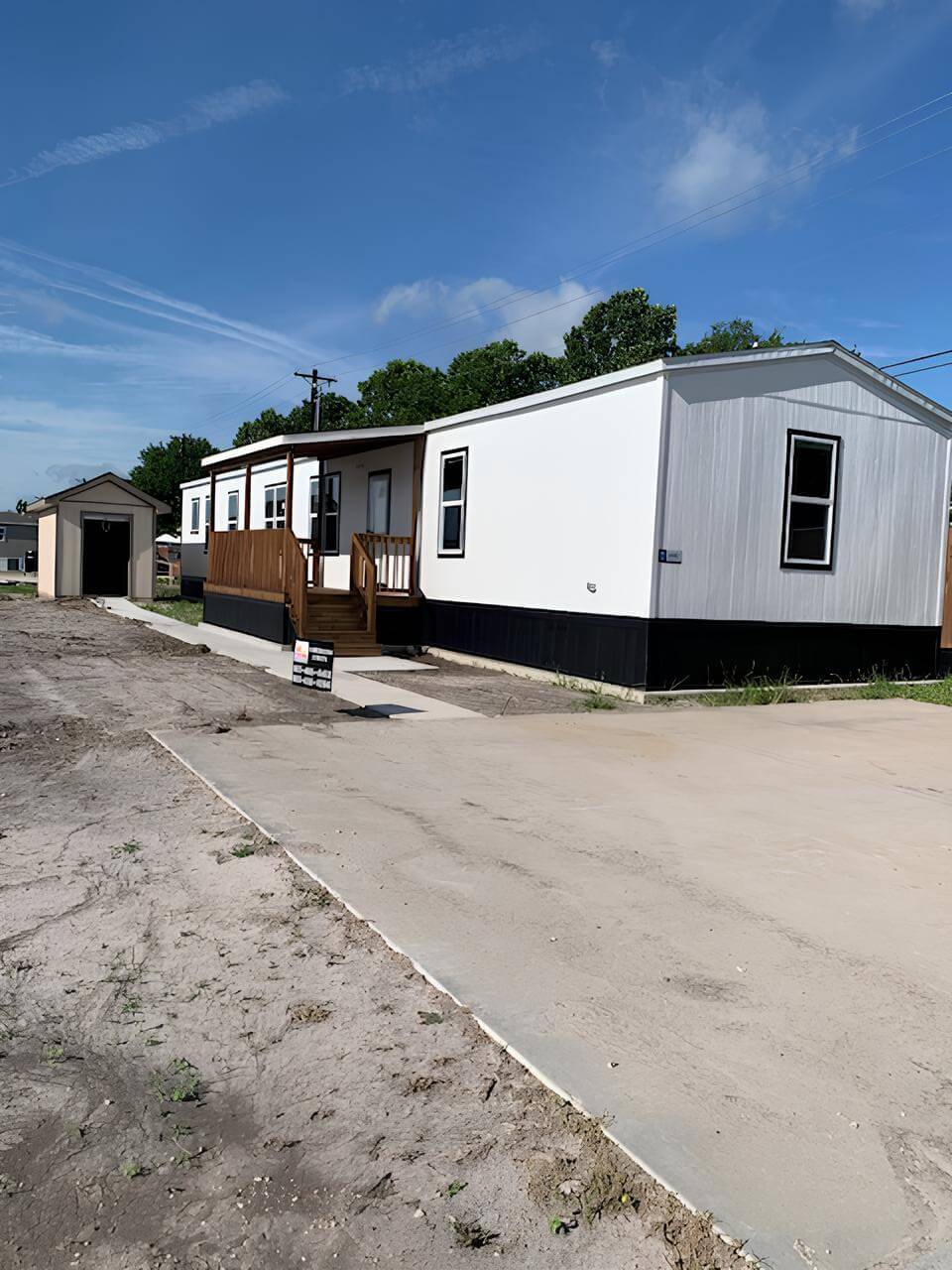 Exterior view of The Cuatro manufactured home for sale in Greenville, TX
