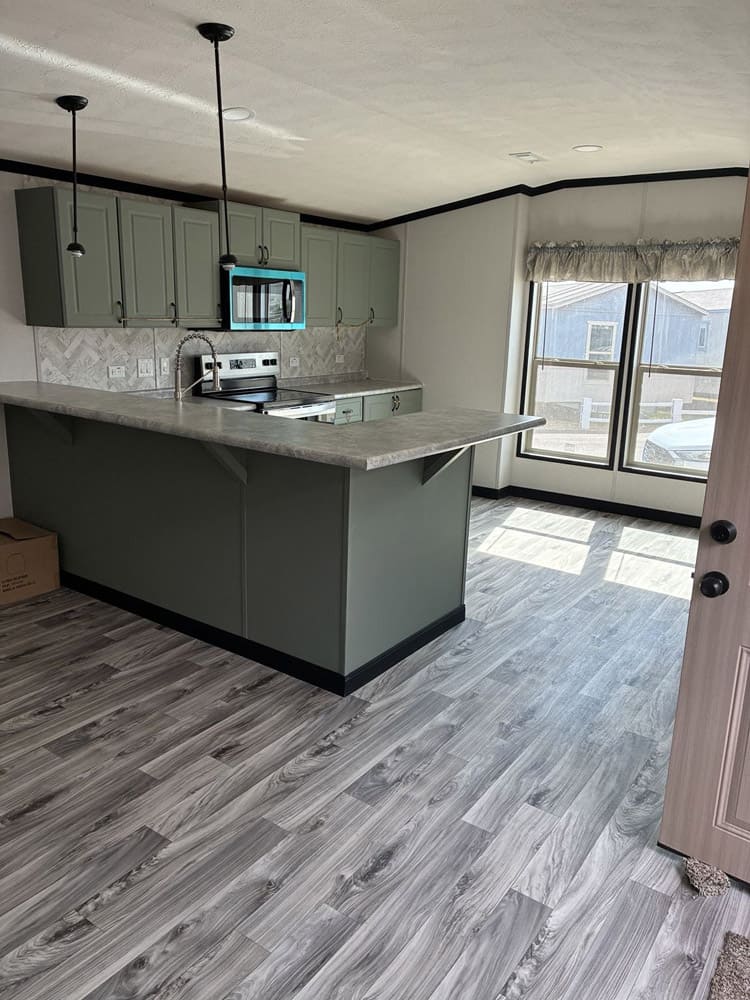 Bell Mobile Homes #21675 available near Levelland Lubbock and West Texas
