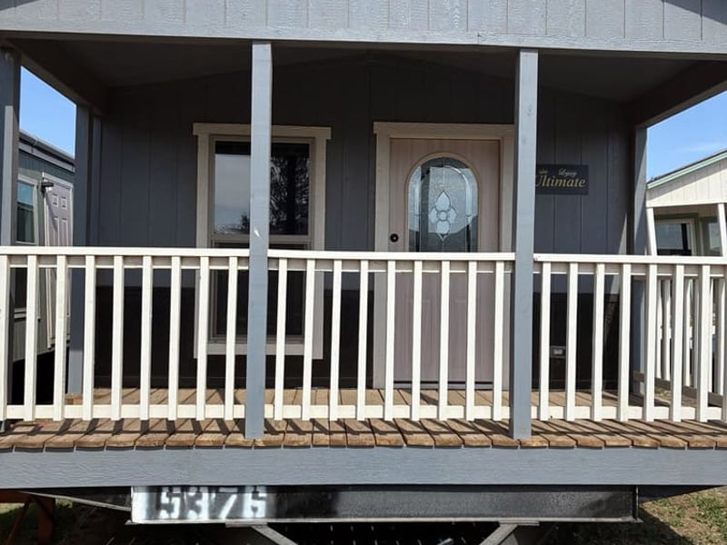 Heritage 14x44 3 Bedroom #15376 for sale at Bell Mobile Homes in Levelland TX