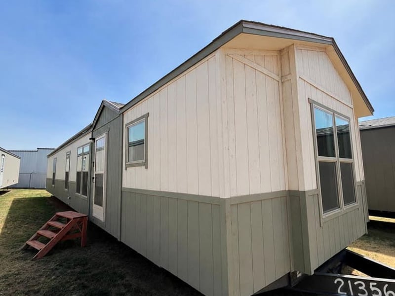 Heritage 16x64 - 2 Bedroom at Bell Mobile Homes in Levelland, TX