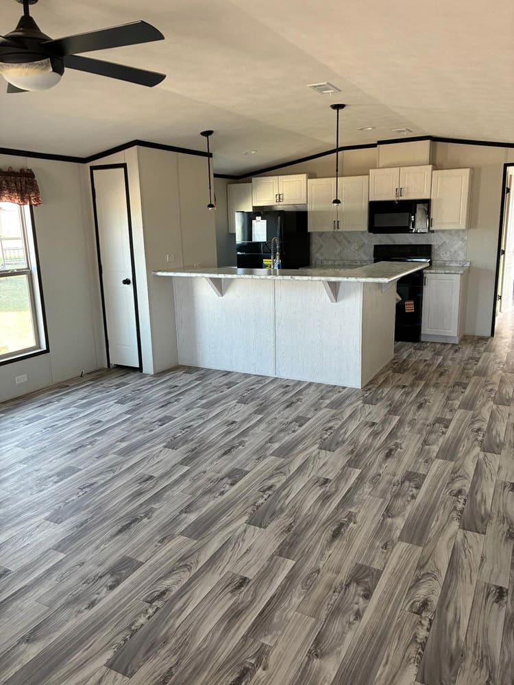 Heritage 16x76 - 3 Bedroom at Bell Mobile Homes in Levelland, TX
