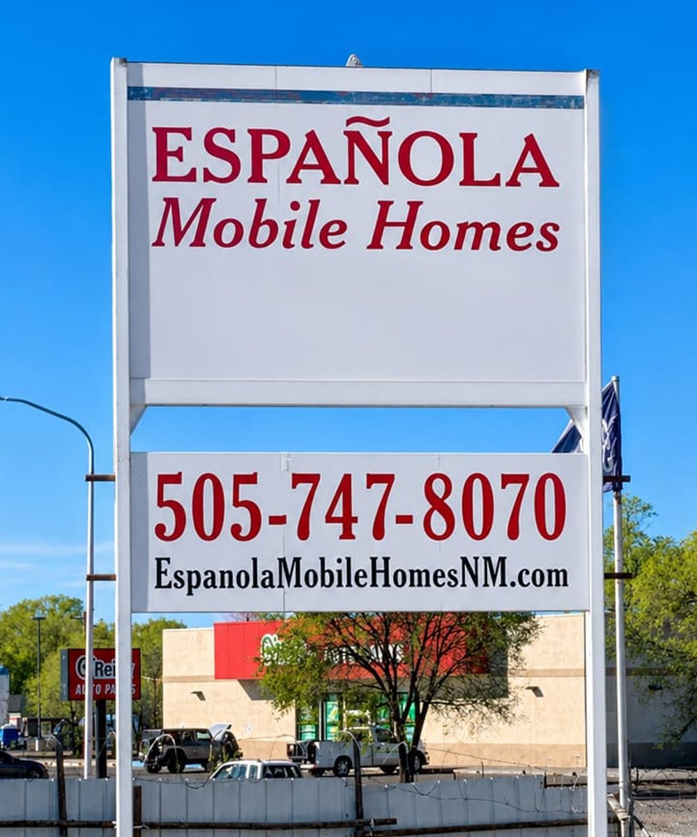 Española Mobile Homes sales center