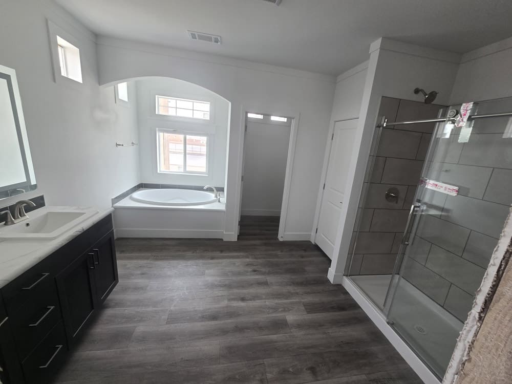 Foto 8 de New 32x64 - 3 Bedroom Doublewide - #11461 de Karsten Homes