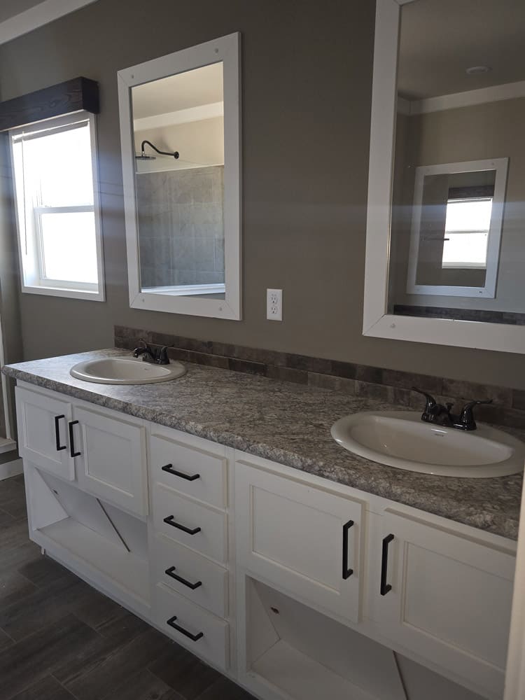Foto 5 de New 32x64 - 4 Bedroom Doublewide - #31539 de Cavco Homes