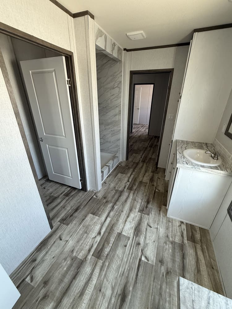 Foto 10 de New 32x64 - 4 Bedroom Doublewide - #2707 de Jessup Housing