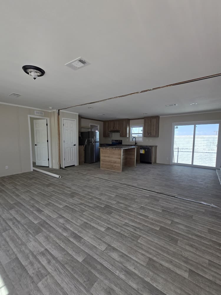 Foto 2 de New 28x60 - 3 Bedroom Doublewide - #39823 de Cavco Homes