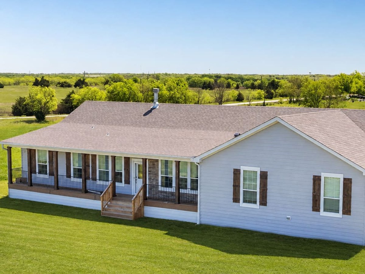 Franklin Homes modular home available through Premier Homes of Cedar Creek