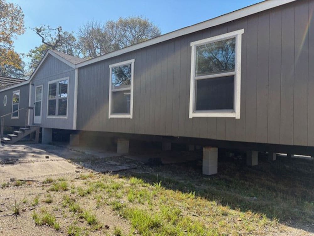 Exterior of The Leslie 5-bedroom manufactured home for sale in Conroe
