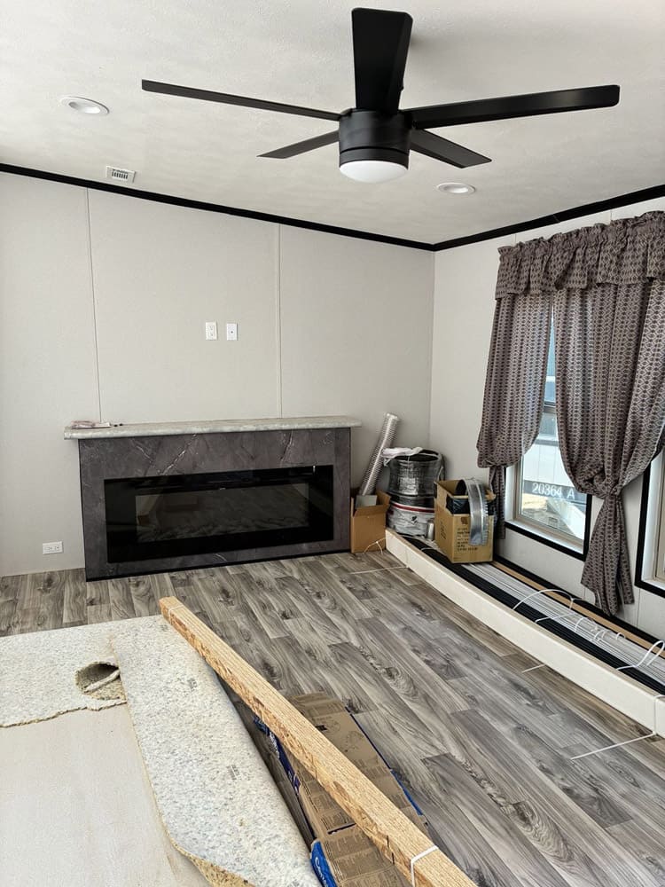 Double wide manufactured home #215420 available near Lubbock TX