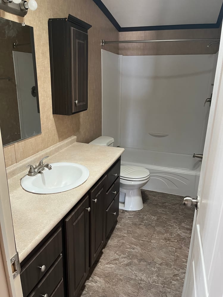 Foto 15 de Used 32x56 - 3 Bedroom Doublewide - #13988 de Legacy Housing