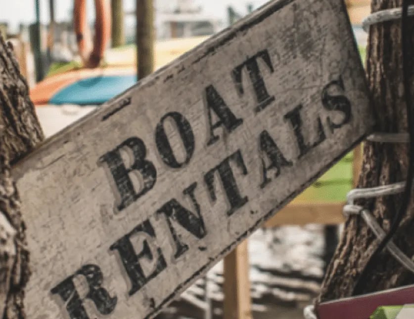 Boat rentals at Robbie's of Islamorada