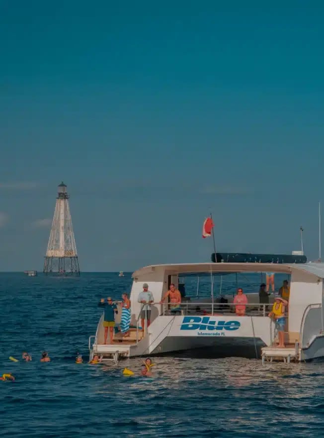 Snorkelers in the turquoise water of Islamorada