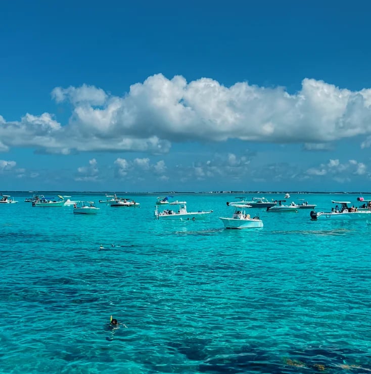 Boats for rent at Robbie's of Islamorada