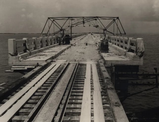 1938 The New Highway