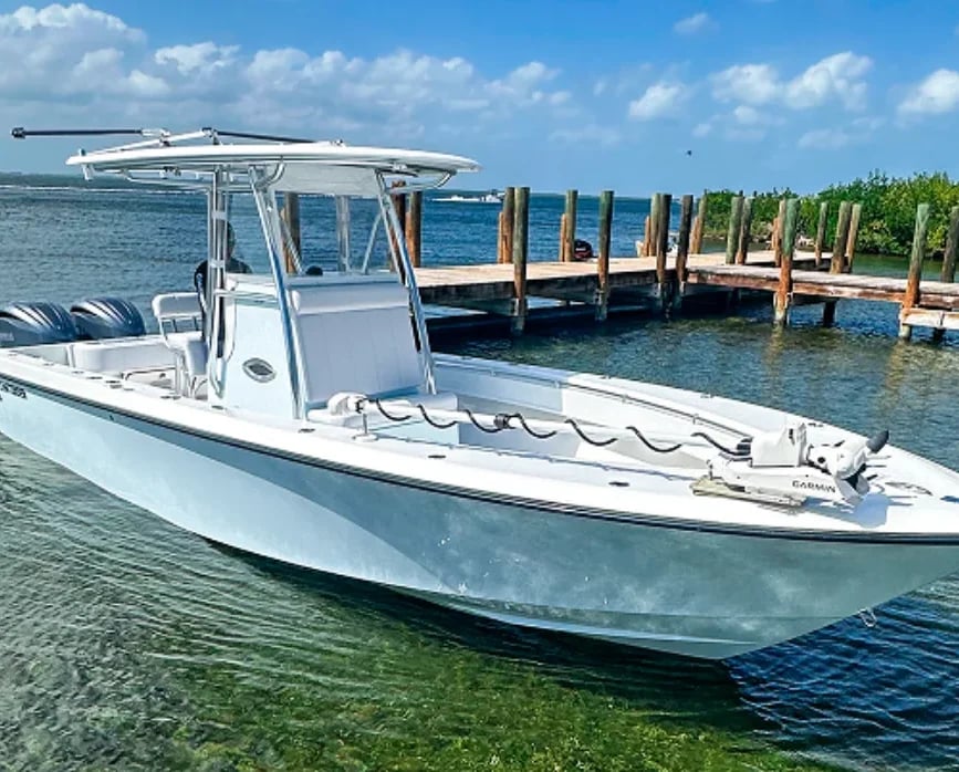 I’M BIT CHARTERS 2025 30T Contender fishing charter