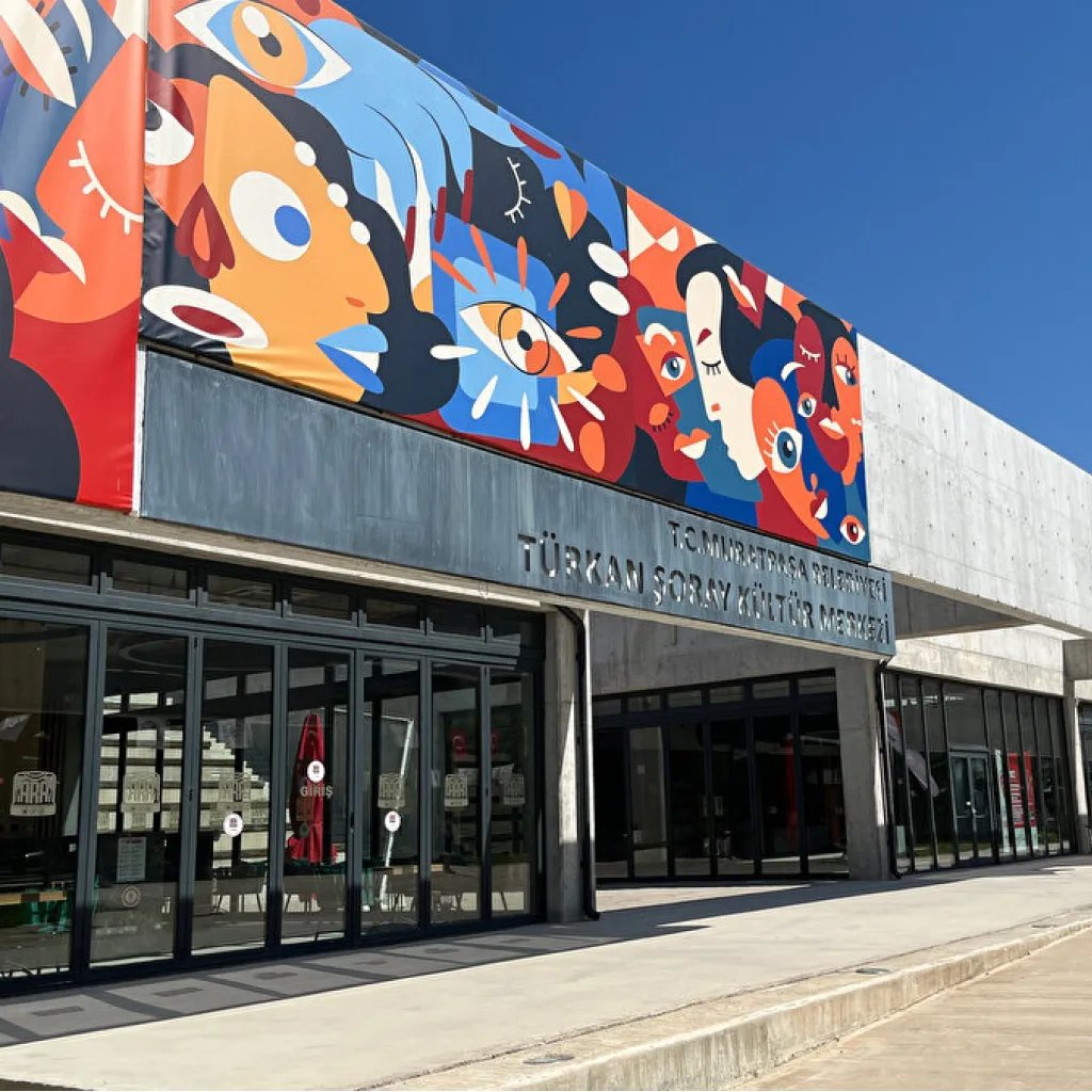 Türkan Şoray Kültür Merkezi