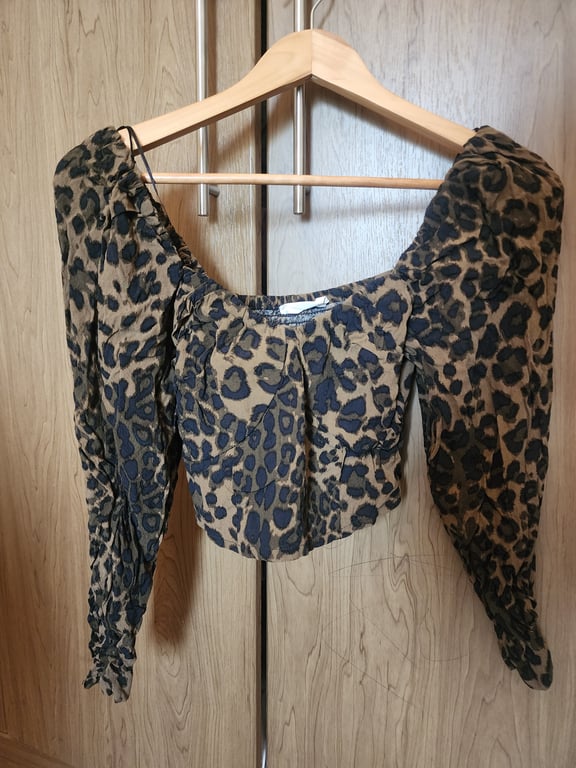 Mango — Mango Animal Print Blouse (Size XS, Good)