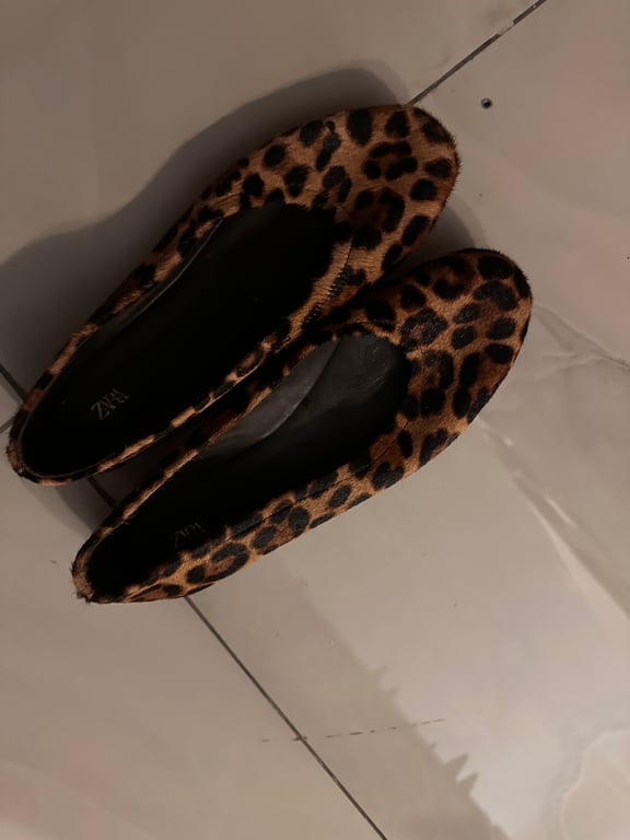 Zara — Zara Animal Print Ballet Flats (Size EU 41, Like new)