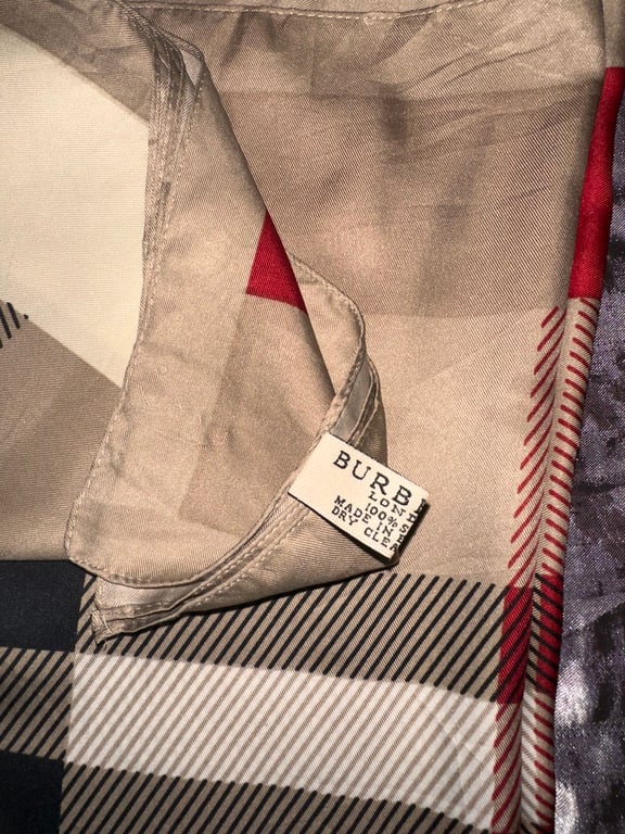 Burberry — Burberry Beige Plaid Silk Scarf (Size 36”x36”, Good)