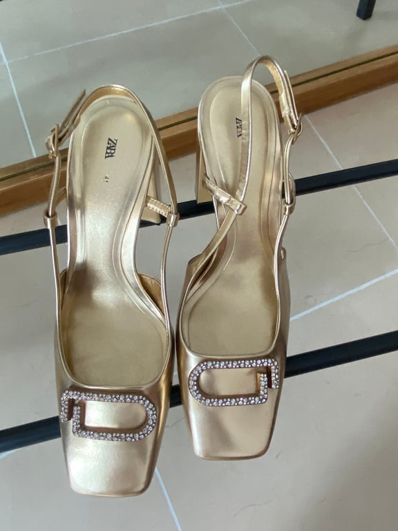 Zara — Zara Gold Jewel Buckle Slingback Heels, Size 41 (Size 41, Like new)
