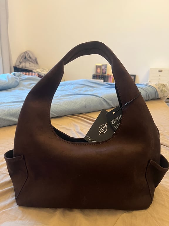 Stradivarius — Stradivarius Brown Suede Bags (shipping included in price) (Size One Size, New with tags)