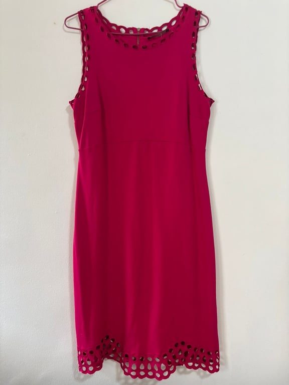 Marks & Spencer — Marks & Spencer Pink Sleeveless Midi Dress (Size M, Good)