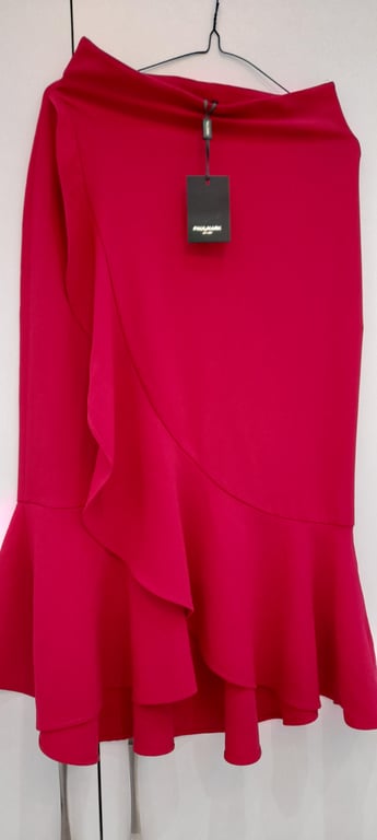 Paul Mark — Paul Mark Fuschia Ruffled Mini Skirt (Size 36, New with tags)