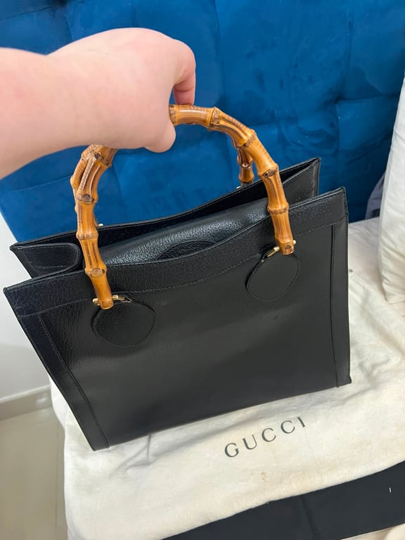Gucci — Gucci Black Bamboo Handle Tote Bag (المقاس One Size, مقبول)