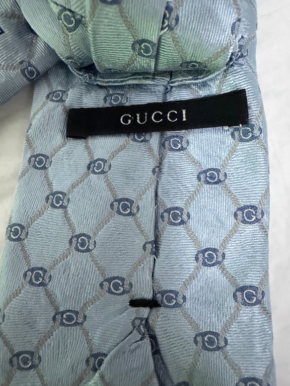 Gucci — Gucci Patterned Silk Necktie in blue color (Good)
