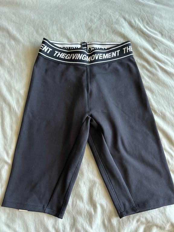 The Giving Movement — The Giving Movement Black Cycling Shorts S (Size S, Good)
