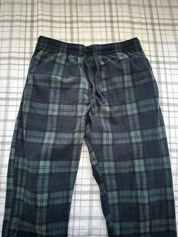 H&M — H&M Lounge Collection Pants (Size M, Good)