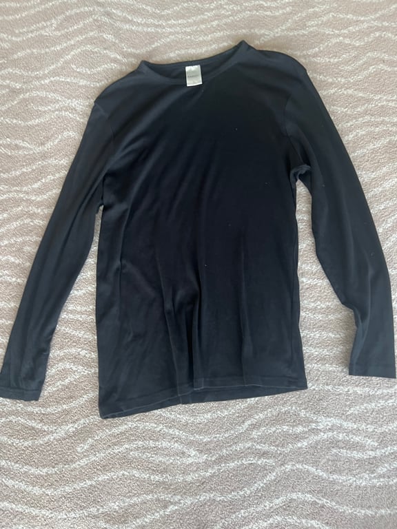 Other — Others Black Long Sleeve Top (Size XL, Good)