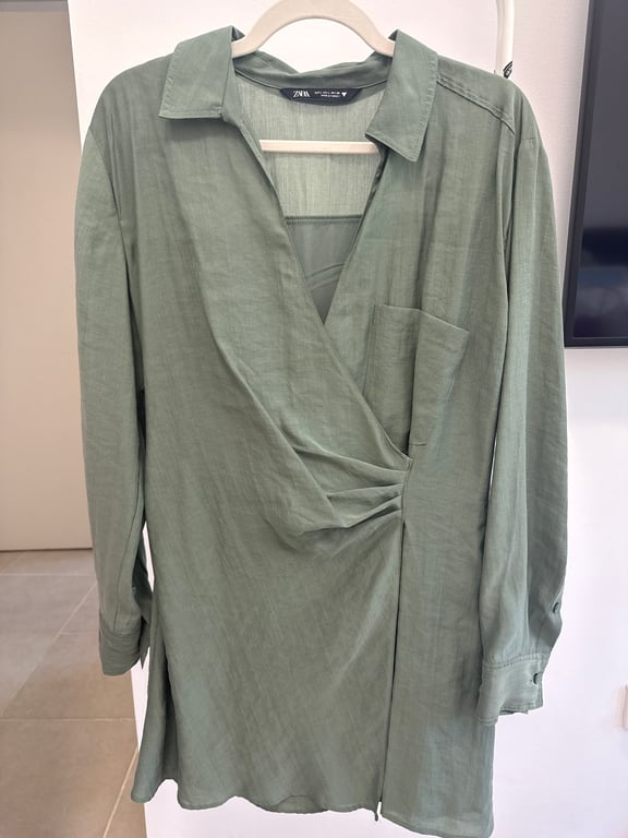 Zara — Zara Green Long Sleeve Mini Dress (Size L, Good)