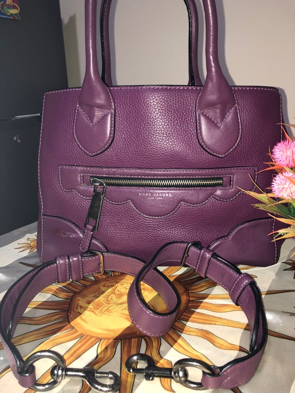 Marc Jacobs — Marc Jacobs Lilac Purple Pebbled Leather Handbag (Good)