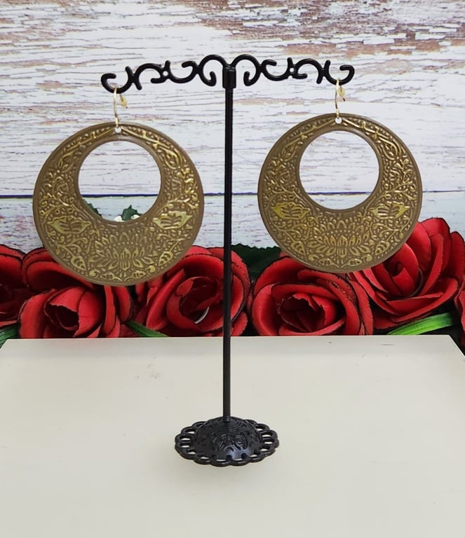 Hajmaal — vintage circular engraved golden brown earrings (Size One Size, New without tags)