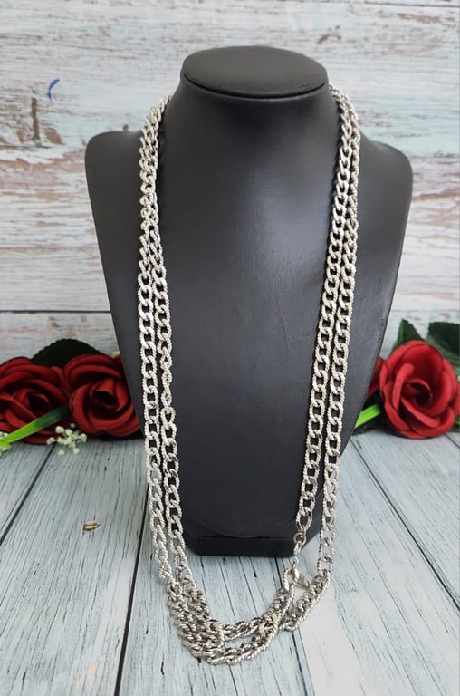Hajmaal — Monet  long textured silvertone necklace (المقاس One Size, جيد)